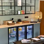 فندق كروننهيرشش فندق 3*