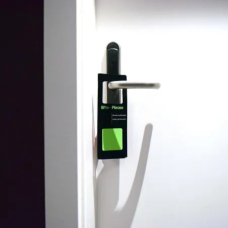 فندق كروننهيرشش فندق