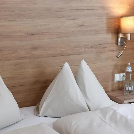 فندق فندق كروننهيرشش