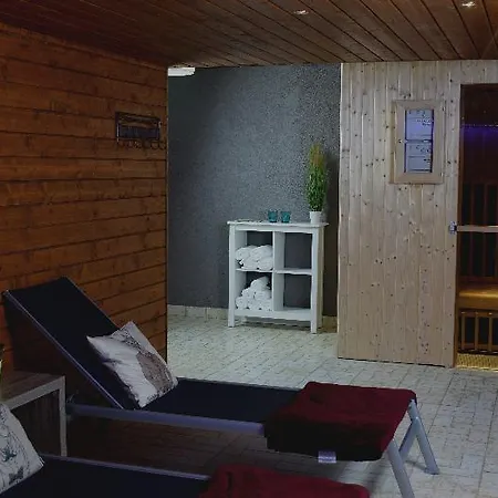 Hotel Kronenhirsch 3*