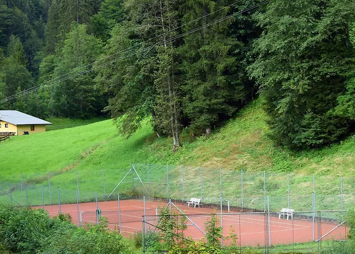Kronenhirsch 3*