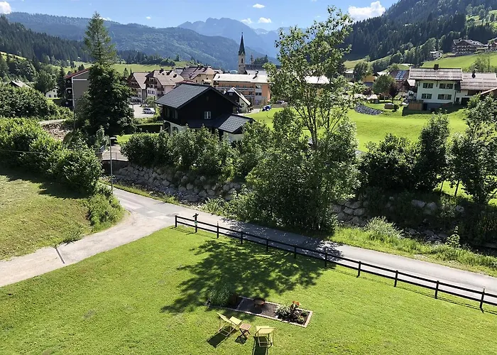 Kronenhirsch Hotel